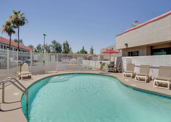 Hotel 6-tempe, Az - Broadway - Asu 3*