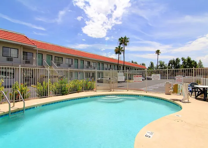 Hotel 6-tempe, Az - Broadway - Asu